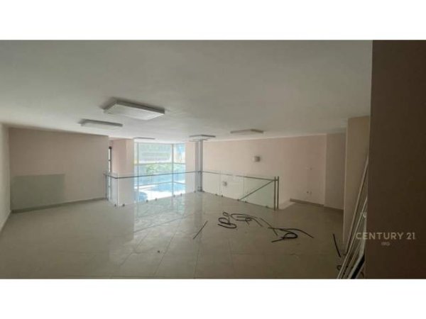 Tirane, shitet ambjent biznesi Kati 1, 98 m² 260.000 Euro (Tirana, Albania)