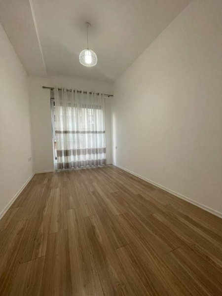 Tirane, shitet apartament 2+1+BLK Kati 2, 90 m² 168.000 Euro (Frosina Plaku)