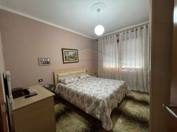 Durres, shitet apartament 2+1 Kati 2, 79 m² 120.000 Euro (Plazh-Hekurudha, Durres)