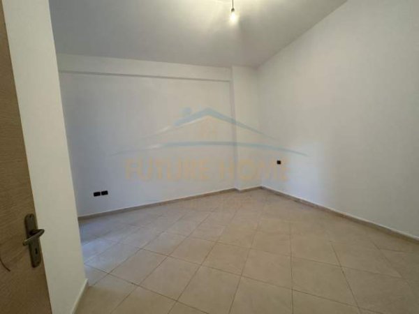 Tirane, shitet apartament 2+1+BLK Kati 1, 108 m² 98.500 Euro (Yzberisht)
