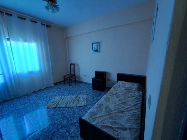 Tirane, jepet me qera 2+1+BLK Kati 2, 100 m² 450 Euro (Rruga Hoxhë Vokrri)