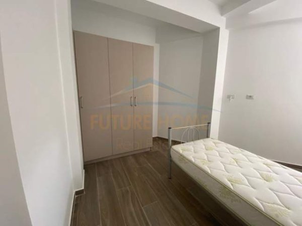 Tirane, jepet me qera 2+1 Kati 3, 550 Euro