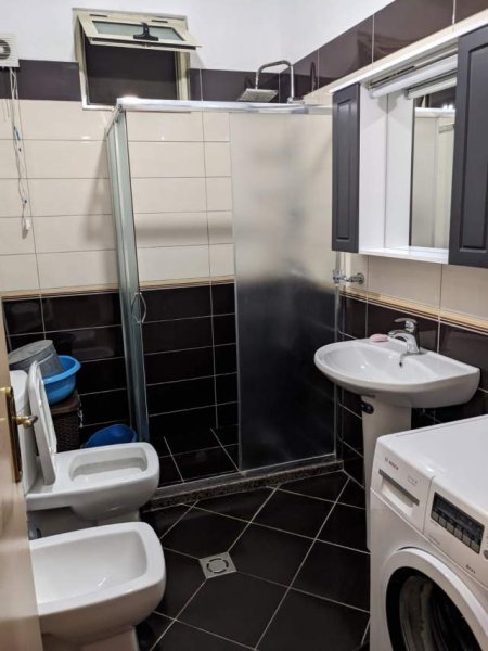 Tirane, jepet me qera apartament 2+1+BLK Kati 7, 110 m² 400 Euro (Astir)