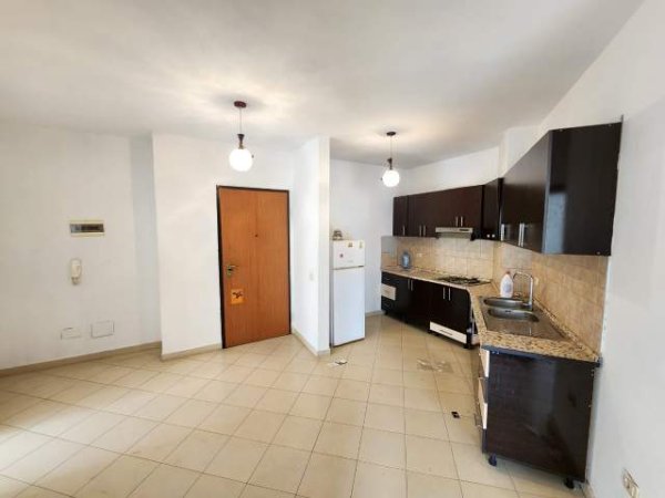 Tirane, shitet 2+1 Kati 7, 127 m² 118.000 Euro (Astir)