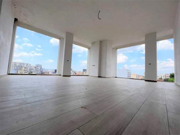 Tirane, shes apartament 2+1 130 m² 190.000 Euro (Gjimnazi Partizani ,rruga Riza Cerova)