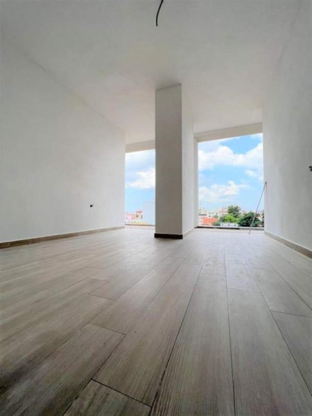 Tirane, shes apartament 2+1 130 m² 190.000 Euro (Gjimnazi Partizani ,rruga Riza Cerova)