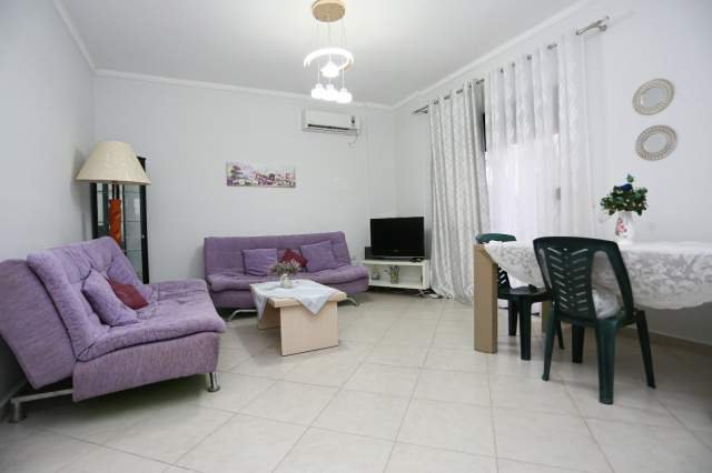 Durres, shitet apartament Kati 0, 80 m² 75.000 Euro (Mali i Robit)