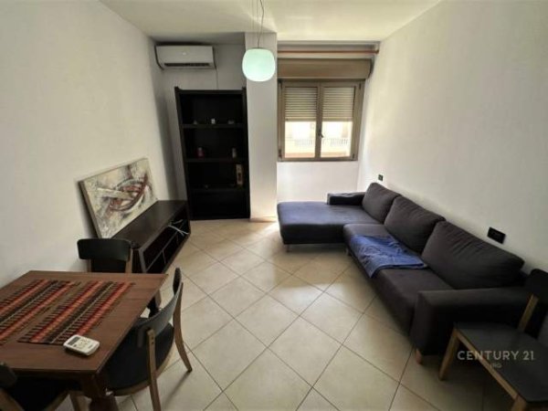 Tirane, jepet me qera apartament Kati 7, 56 m² 500 Euro (Tirana, Albania)