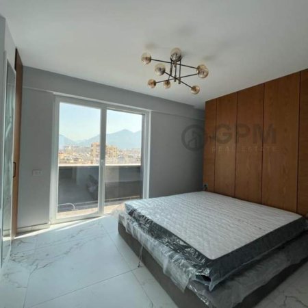 Tirane, jepet me qera apartament 2+1 Kati 6, 100 m² 1.500 Euro (Kafe Flora)