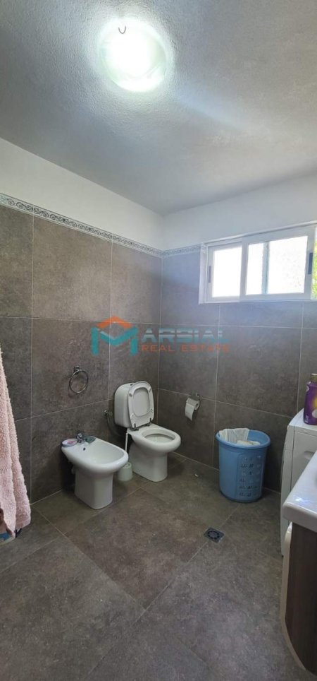 Tirane, shitet shtepi 1 Katshe Kati 0, 144 m² 180.000 Euro (Rruga Shefqet Ndroqi)