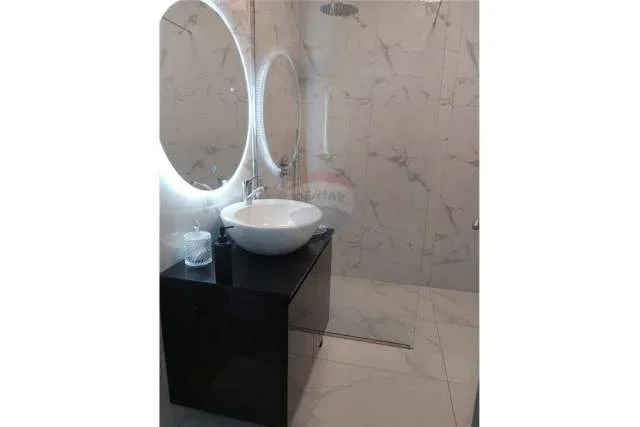Tirane, shitet apartament 2+1+BLK Kati 9, 101 m² 160.000 Euro (Yzberisht, Rruga "Migjeni")