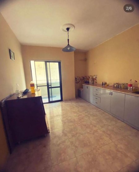 Tirane, jepet me qera apartament Kati 4, 109 m² 600 Euro (Sami Frasheri)
