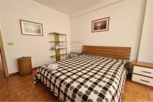 Tirane, jepet me qera apartament 2+1+BLK Kati 9, 100 m² 450 Euro (Rruga Elbasanit)