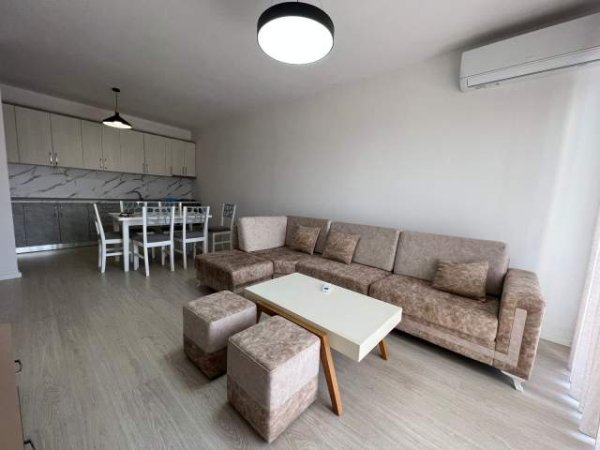 Tirane, jepet me qera apartament 2+1 Kati 5, 120 m² 550 Euro (Don bosko)