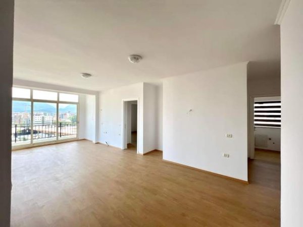 Tirane, shes apartament 2+1 137 m² 142.000 Euro (Te Fusha Aviacionit)