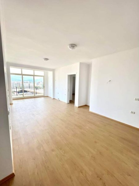 Tirane, shes apartament 2+1 137 m² 142.000 Euro (Te Fusha Aviacionit)