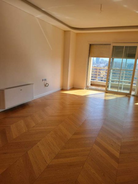 Tirane, jepet me qera apartament 2+1+BLK Kati 13, 125 m² 800 Euro (Stacioni i trenit) (TRR-0457-2282)