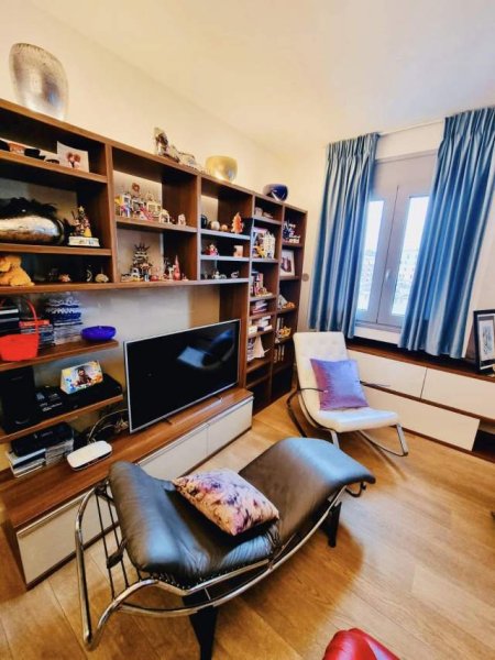 Tirane, shes apartament 2+1 60 m² Euro (Stadiumi Dinamo)