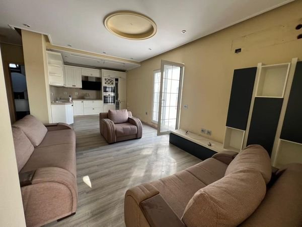 Tirane, shitet apartament 2+1 80 m² 105.000 Euro (Spitali Amerikan 3,)