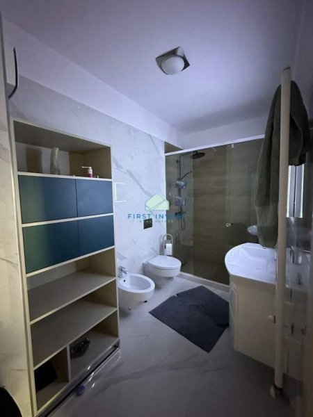 Tirane, jepet me qera apartament duplex 2 Katshe Kati 2, 200 m² 1.500 Euro (Mustafa Xhabrahimi)