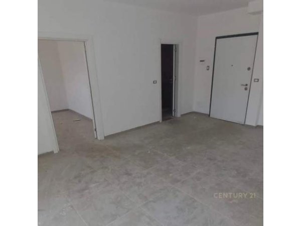 Lezhe, shitet apartament Kati 2, 62 m² 74.000 Euro (Shengjin Shëngjin, Albania)