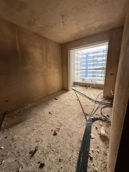 Tirane, shitet apartament 1+1+Ballkon Kati 3, 56 m² 62.850 € (Univers City)