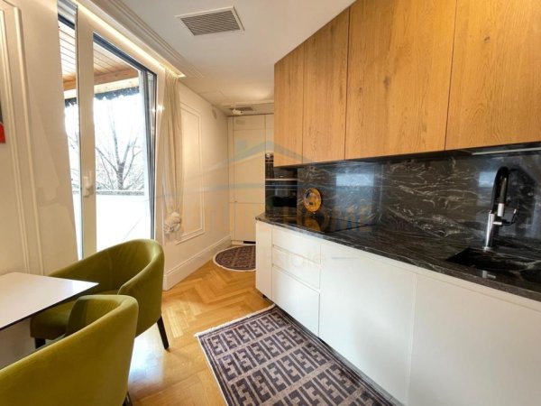 Tirane, shitet apartament 2+1 , 165 m² 369.000 € (Kopshti Botanik, Tirane)