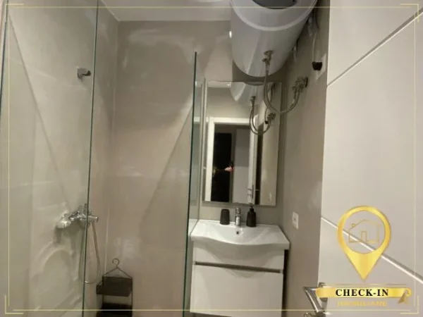 Tirane, jepet me qera apartament 2+1+Aneks+Ballkon Kati 1, 100 m² 730 € (Fakulteti i Inxhinierise)