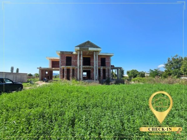 Fushe Kruje, shitet Vile 2 Katshe Kati 0, 556 m² 330.000 € (Fushe Kruje)