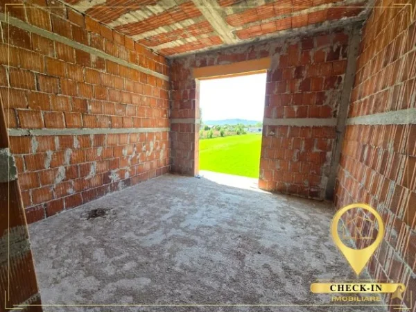 Fushe Kruje, shitet Vile 2 Katshe Kati 0, 556 m² 330.000 € (Fushe Kruje)