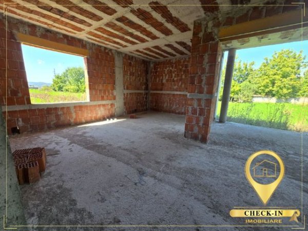 Fushe Kruje, shitet Vile 2 Katshe Kati 0, 556 m² 330.000 € (Fushe Kruje)