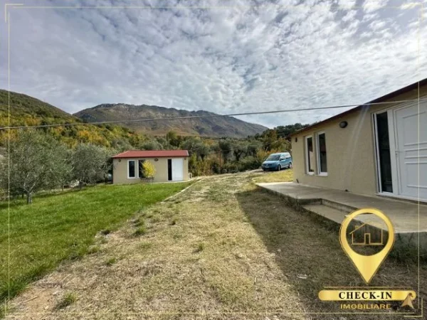 Tirane, jepet me qera shtepi 1 Katshe Kati 0, 100 m² 730 € (Priske e Madhe)