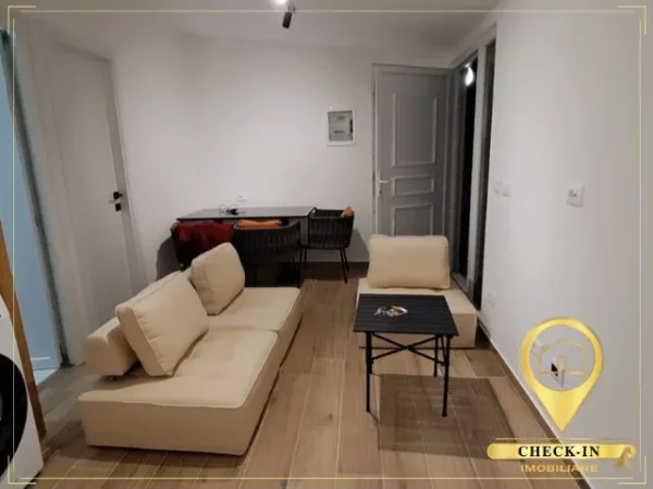 Tirane, jepet me qera shtepi 1 Katshe Kati 0, 100 m² 730 € (Priske e Madhe)