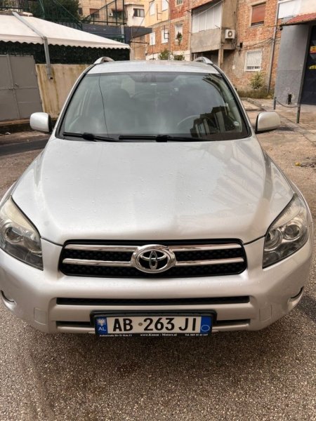 Vlore, shes makine Toyota RAV4 2006, Manuale 2.2 Nafte Nafte, gri metalizato manuale Kondicioner 198 km 6.500 €