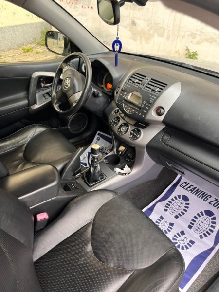 Vlore, shes makine Toyota RAV4 2006, Manuale 2.2 Nafte Nafte, gri metalizato manuale Kondicioner 198 km 6.500 €