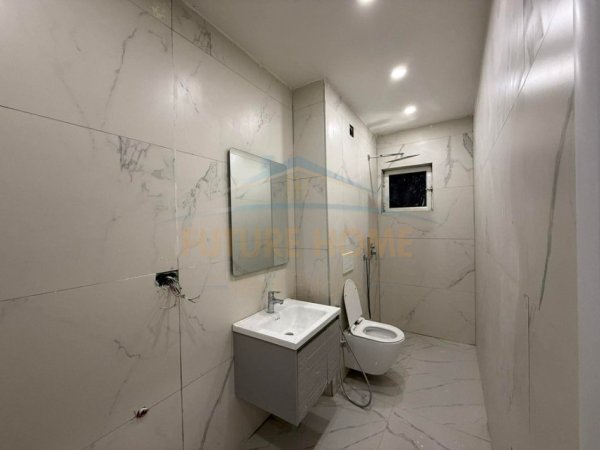 Tirane, shitet apartament 1+1+Aneks Kati 1, 59 m² 190.000 € 