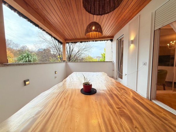 Tirane, shitet apartament 2+1+Ballkon Kati 2, 165 m² 369.000 € (Pranë Kopshtit Botanik)