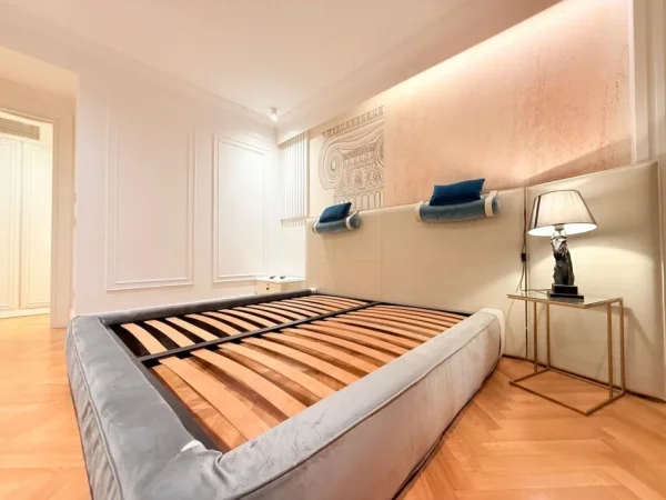 Tirane, shitet apartament 2+1+Ballkon Kati 2, 165 m² 369.000 € (Pranë Kopshtit Botanik)