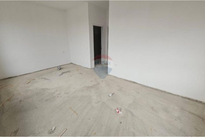 Tirane, shitet apartament 3+1 , 153 m² 240.000 € (Rruga 5 Maji, Tiranë)