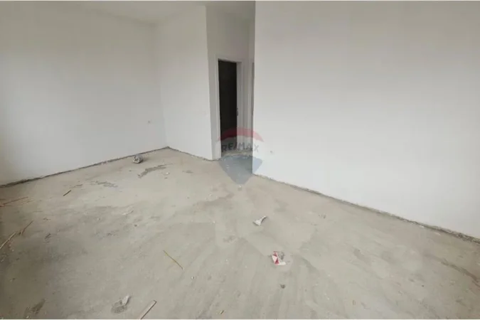 Tirane, shitet apartament 3+1 , 153 m² 240.000 € (Rruga 5 Maji, Tiranë)