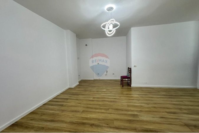 Tirane, shitet apartament 2+1 , 77 m² 120.000 € (astir)