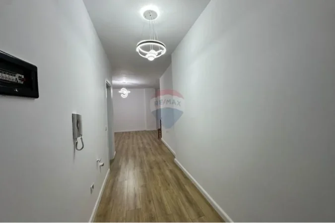 Tirane, shitet apartament 2+1 , 77 m² 120.000 € (astir)