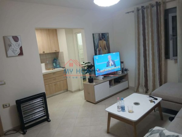 Tirane, shitet apartament 1+1+Ballkon Kati 4, 55 m² 125.000 €