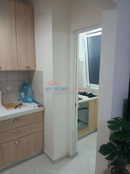 Tirane, shitet apartament 1+1+Ballkon Kati 4, 55 m² 125.000 €