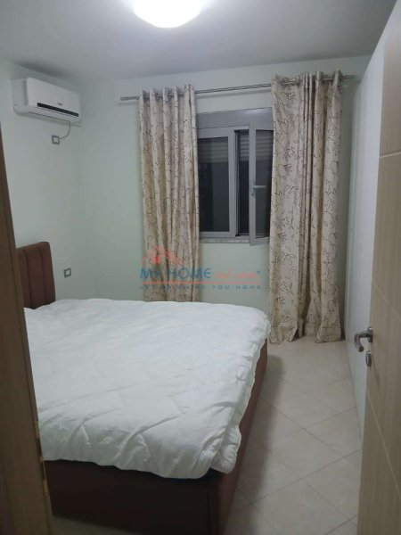 Tirane, shitet apartament 1+1+Ballkon Kati 4, 55 m² 125.000 €