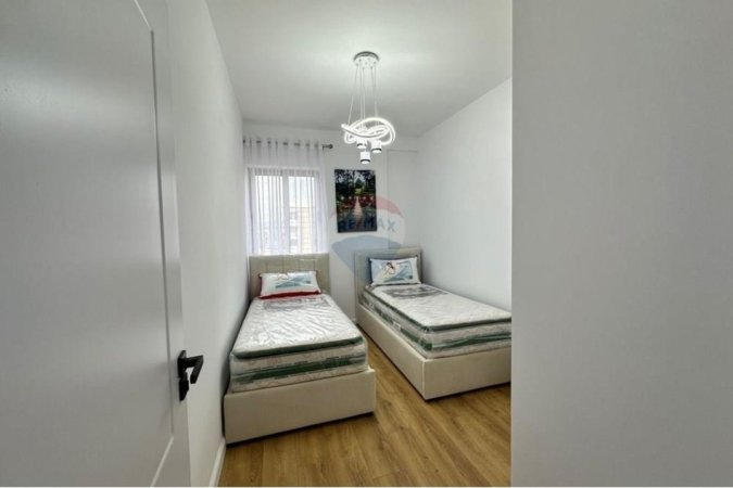 Tirane, shitet apartament 2+1 , 95 m² 157.000 € (astir)