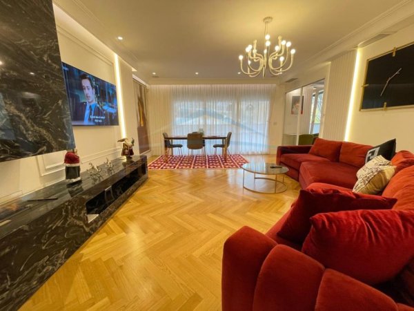 Tirane, shitet apartament 2+1 Kati 2, 165 m² 369.000 € 