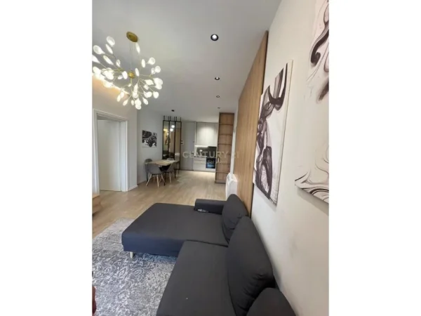 Tirane, jepet me qera apartament 2+1 Kati 18, 120 m² 1.500 € 