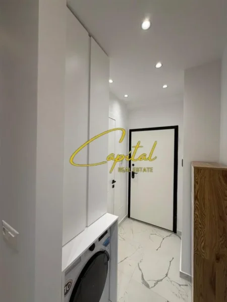 Tirane, jepet me qera apartament 1+1 Kati 6, 70 m² 730 € (ZOGU I ZI)