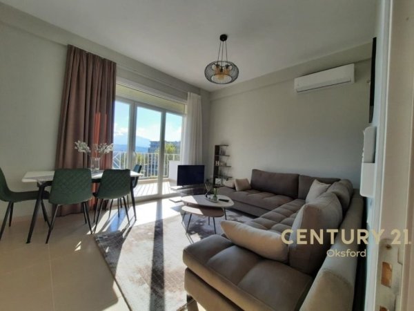 Tirane, jepet me qera apartament 2+1 Kati 1, 97 m² 900 € 